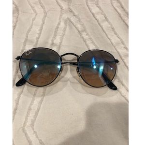 Ray-Ban Round Metal Sunglasses